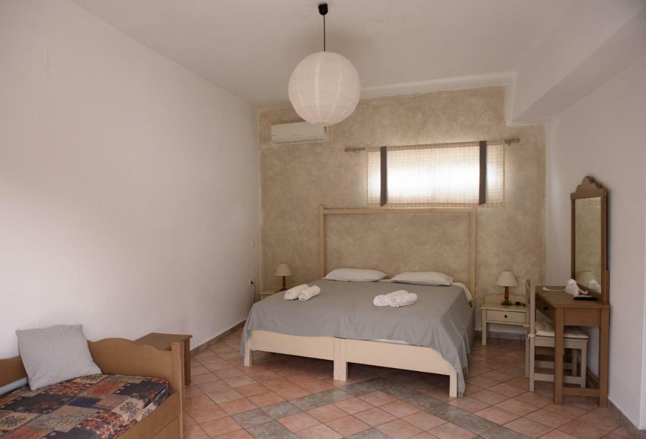 Paloma Luxury Studios Panormos  외부 사진